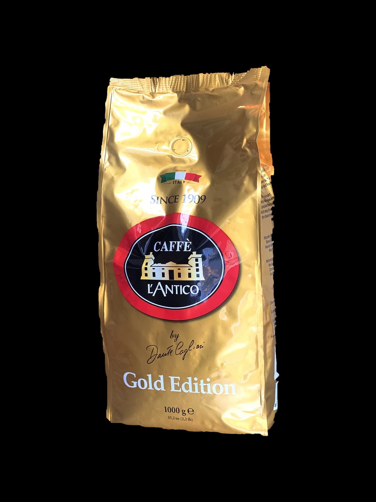 Goldene Packung L'Antico Gold Edition, freigestellt